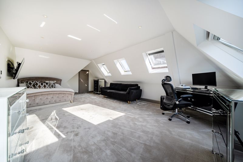 Bedroom- click for photo gallery
